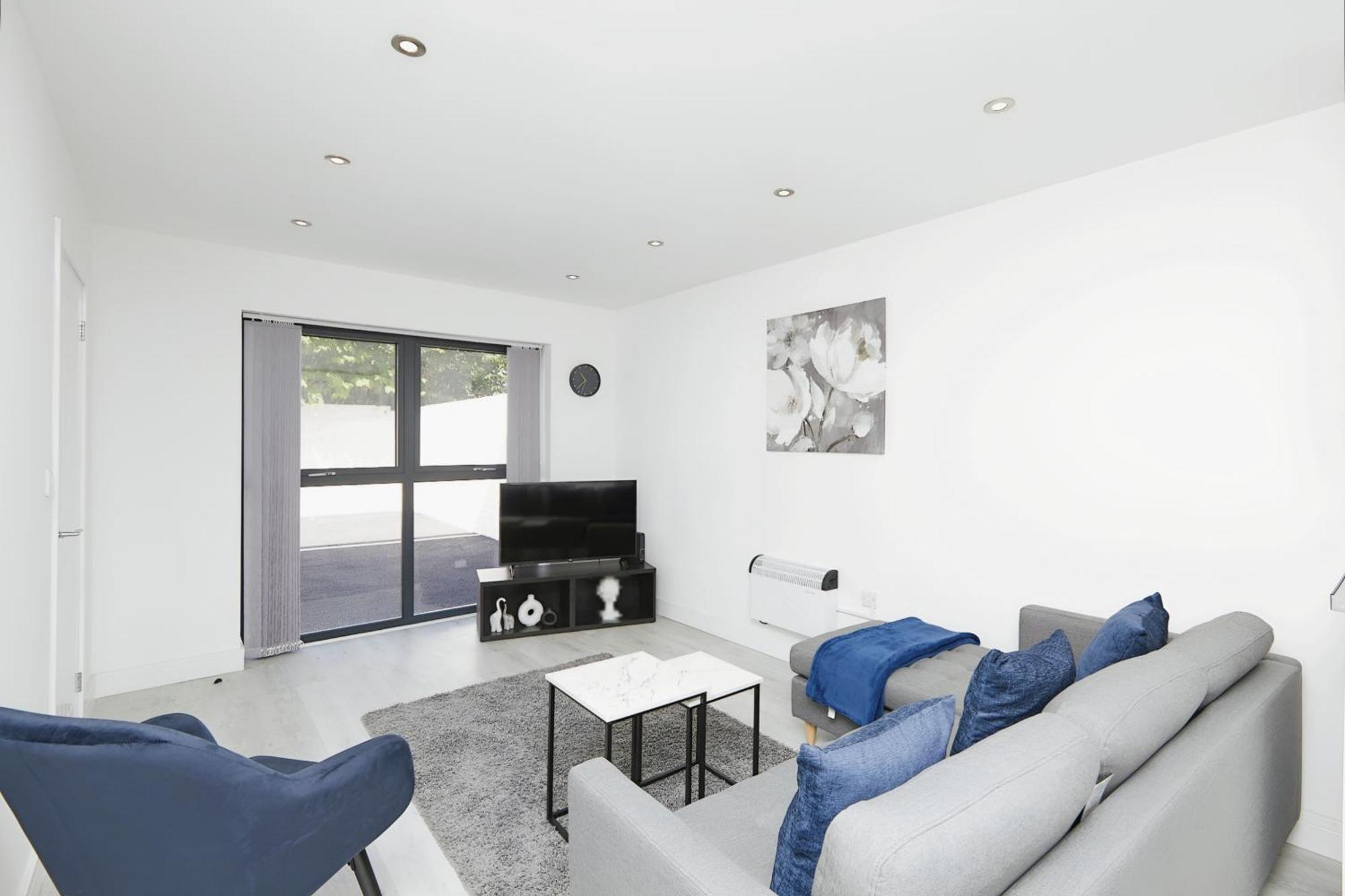 Modern Home In Derby City Centre - Free Gated Parking Zewnętrze zdjęcie