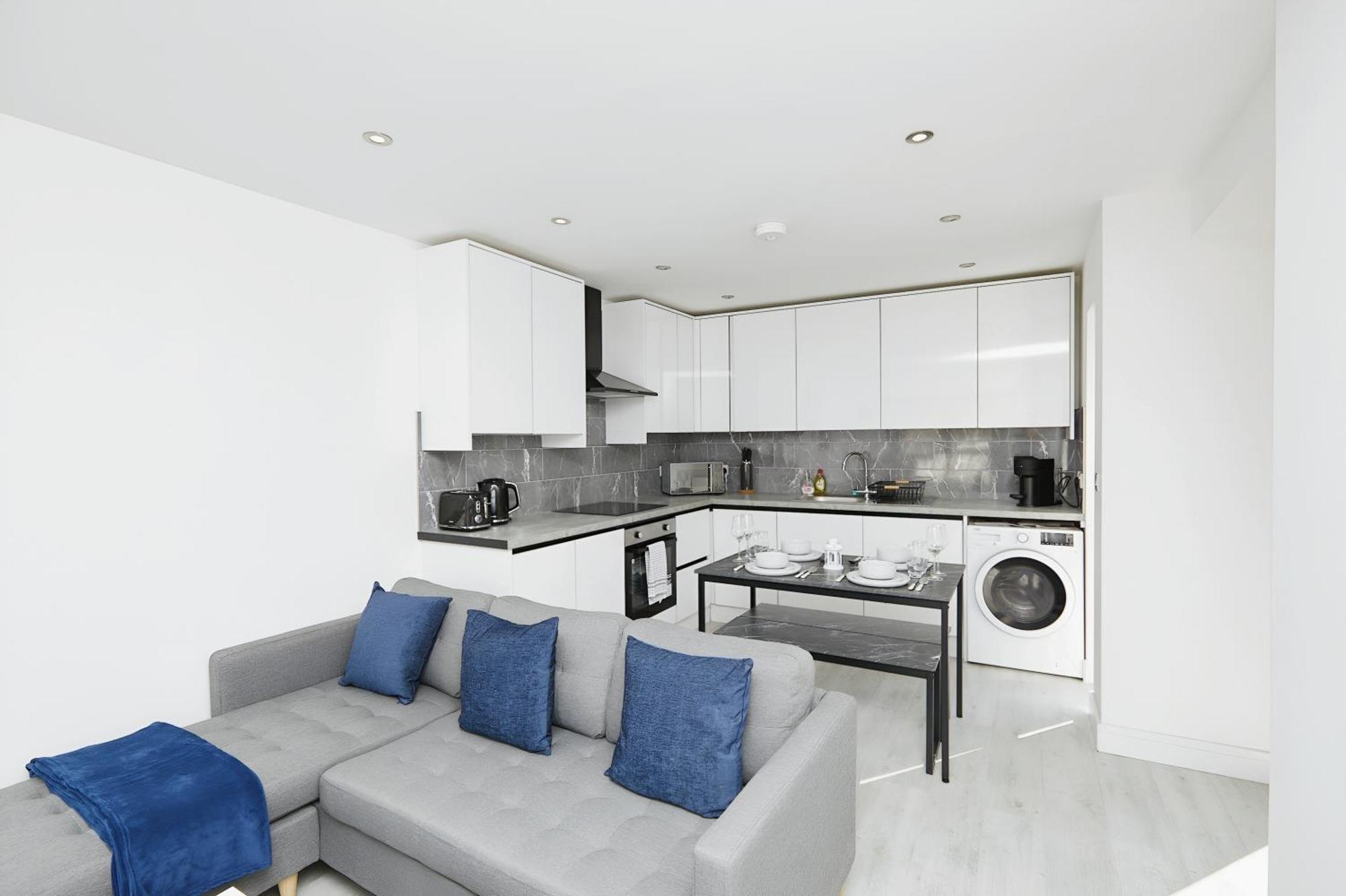 Modern Home In Derby City Centre - Free Gated Parking Zewnętrze zdjęcie