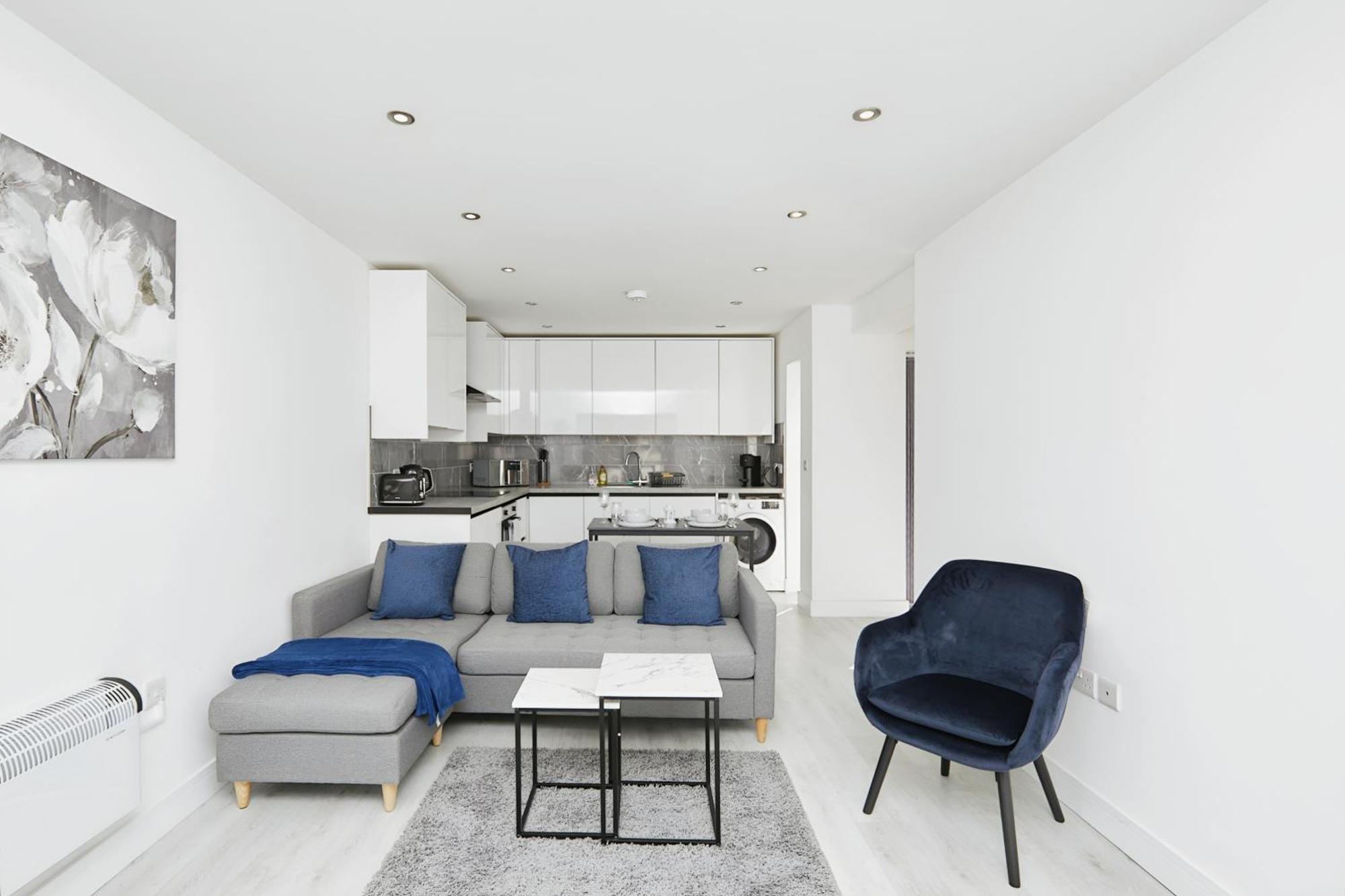 Modern Home In Derby City Centre - Free Gated Parking Zewnętrze zdjęcie