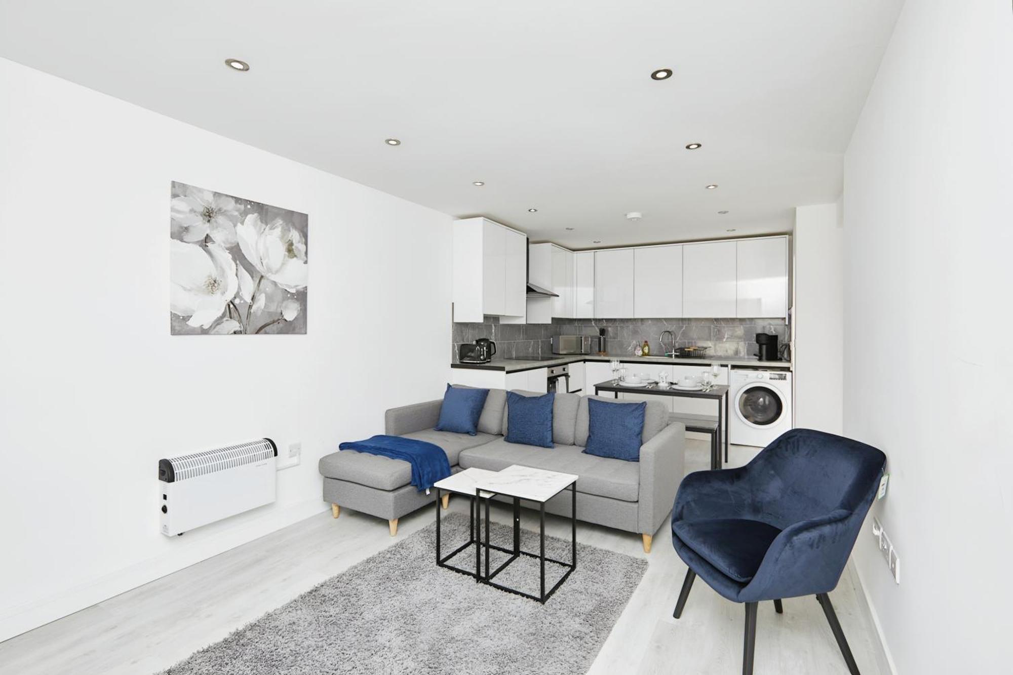 Modern Home In Derby City Centre - Free Gated Parking Zewnętrze zdjęcie